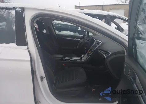 2013 Ford Fusion Se z USA, uszkodzony, nr VIN 3FA6P0H7XDR109990